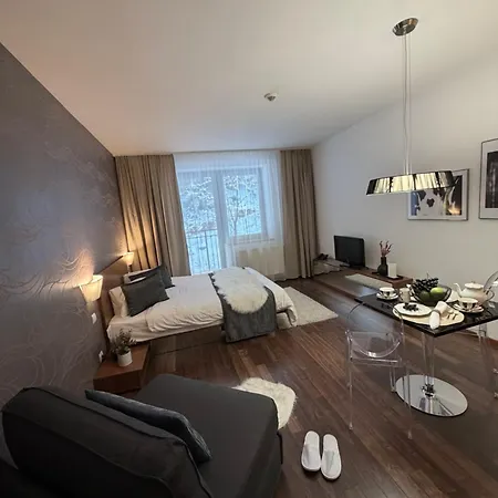 Deluxe Jasna Апартаменты *