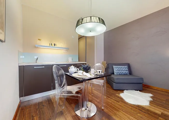 Deluxe Jasna デマノブスカ・ドリーナ